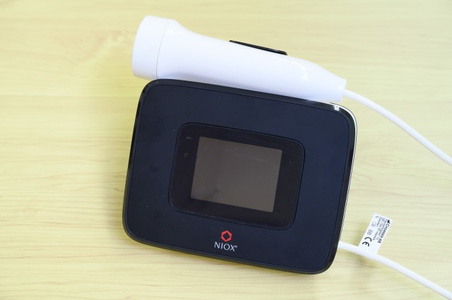 呼気一酸化窒素（NO）測定器